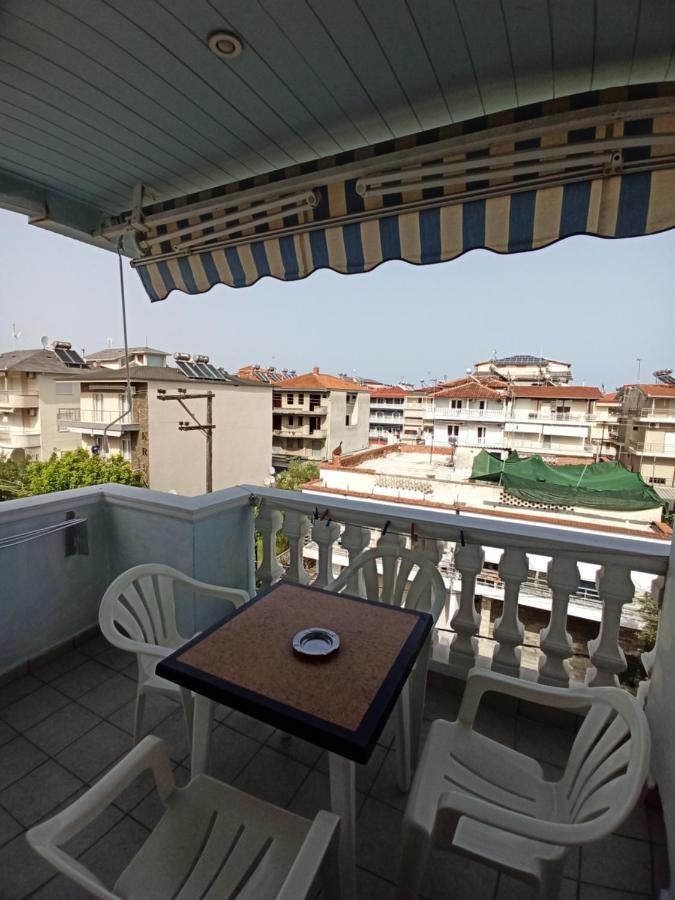 Villa Cosmos Inn Olympiakí Aktí 外观 照片
